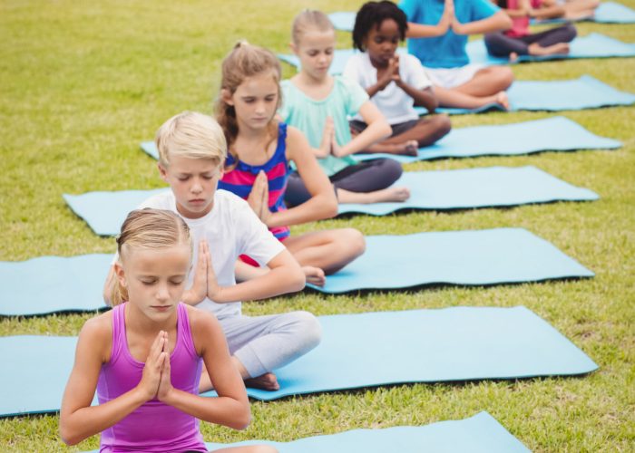 Escuela de yoga - clases para niños